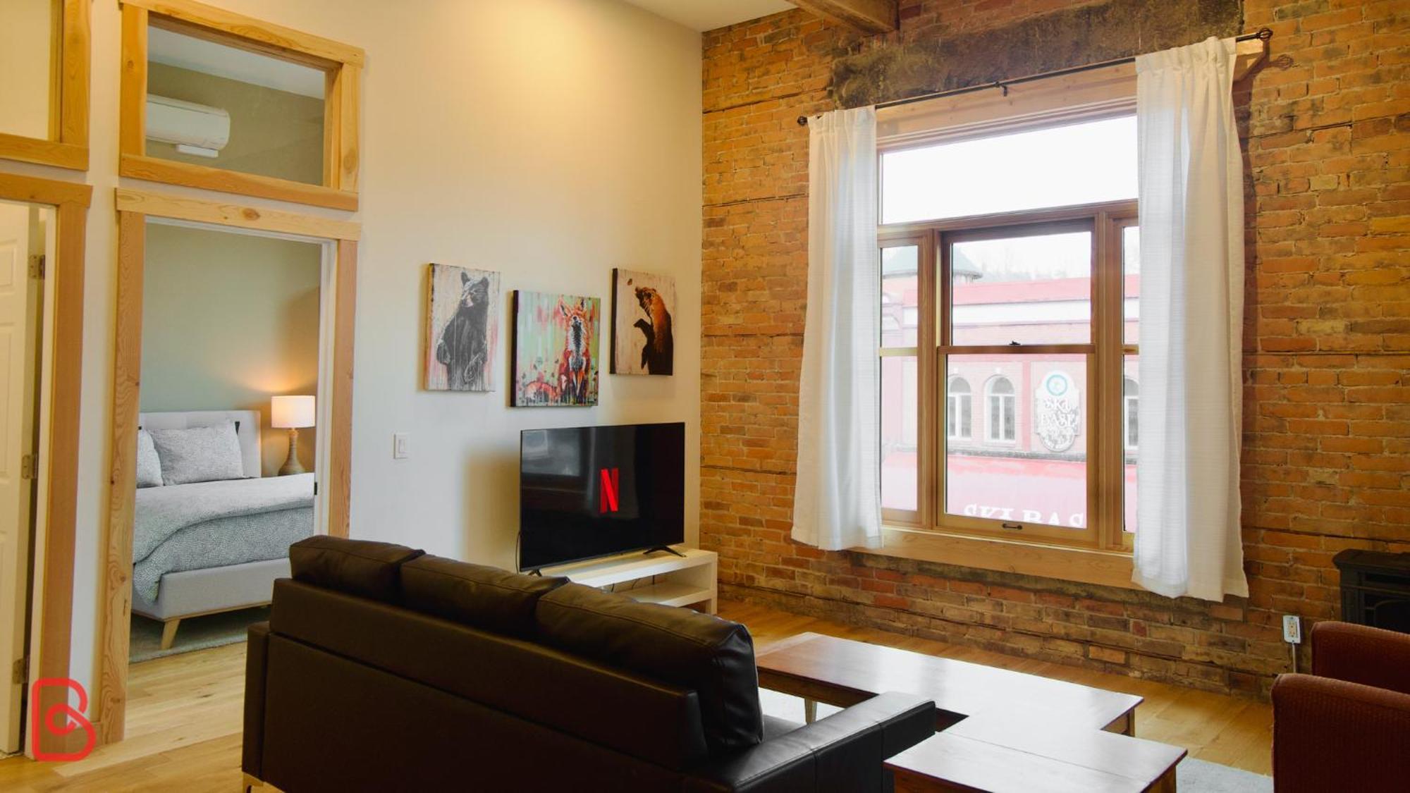 Apartment Downtown And By Stayin *