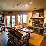Twisted Timber Guest House