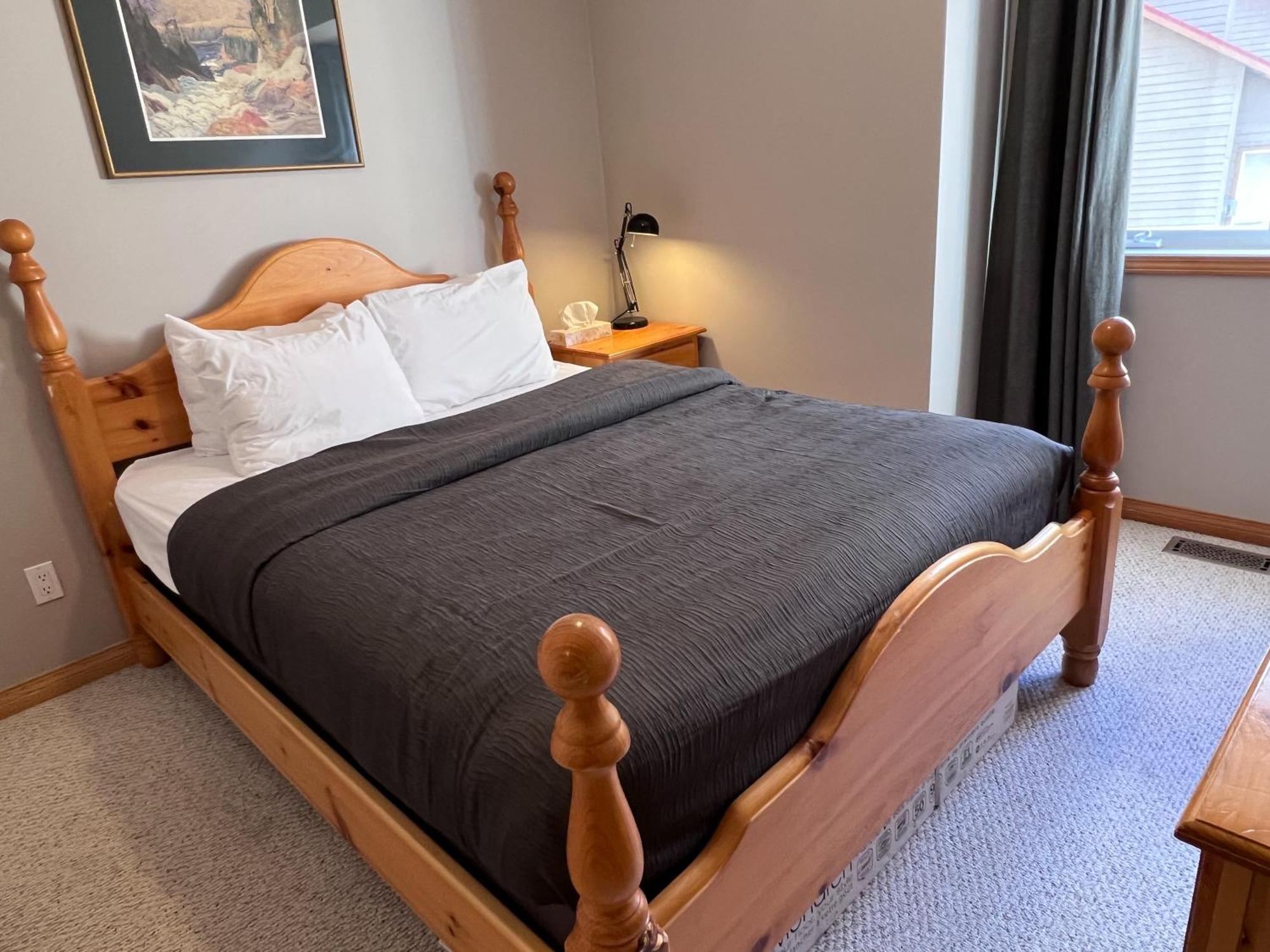 Stone Creek By Reservations Apartment