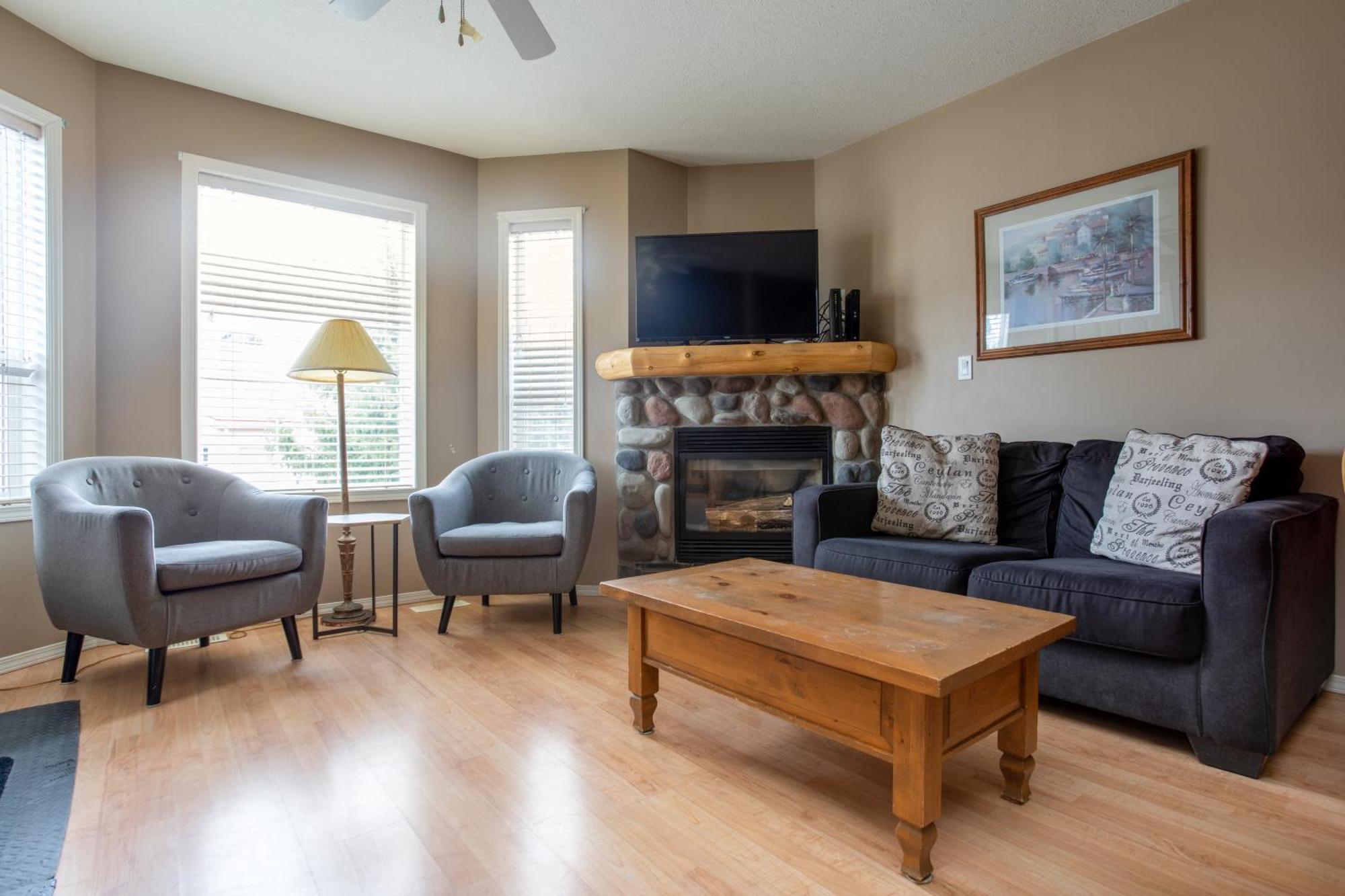 Apartment Riverside By Stayin Fernie