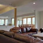 Elk View Lodge