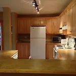 Lizard Creek Lodge