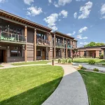 901 Fernie By Stayin