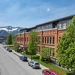901 Fernie By Stayin