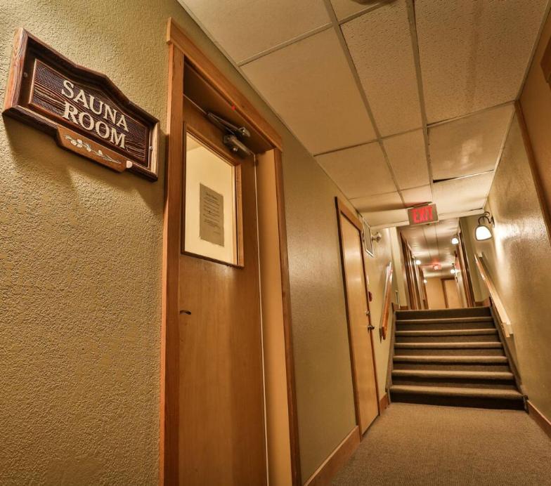 Guest house Timberline - Aspen Building Fernie