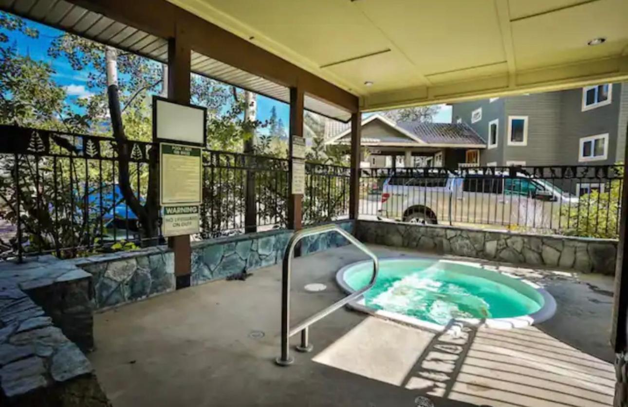 Timberline - Aspen Building Guest house