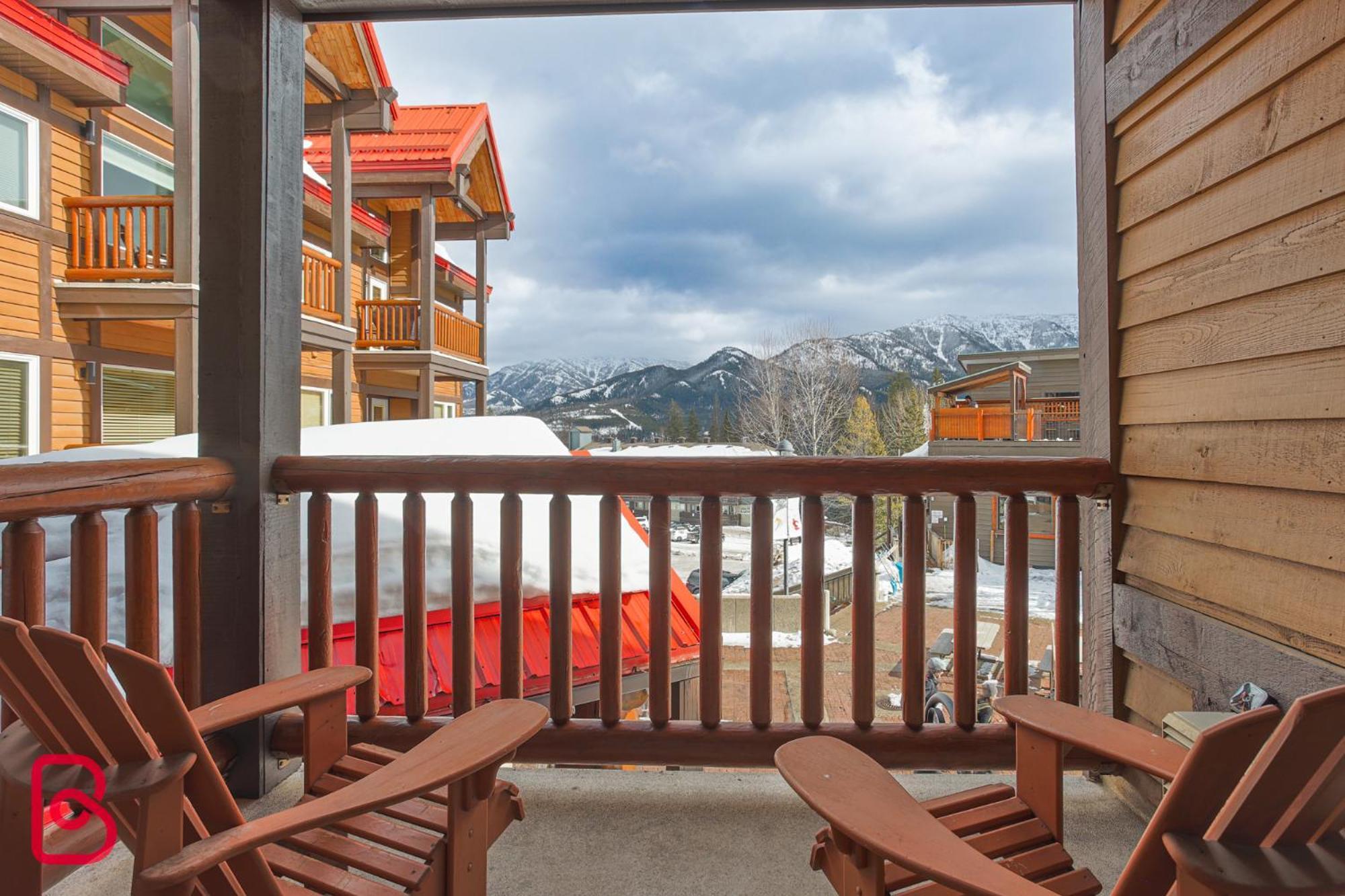 Apartment Cornerstone By Stayin Fernie