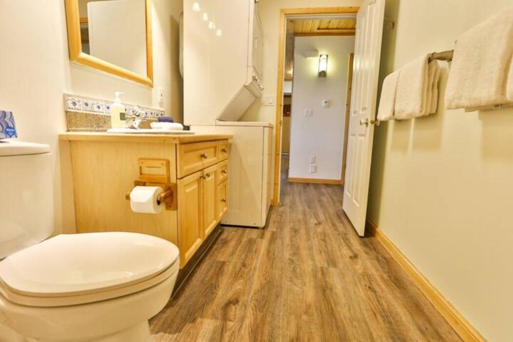 Dog Friendly On Hill With Hot Tub By Stayin Fernie