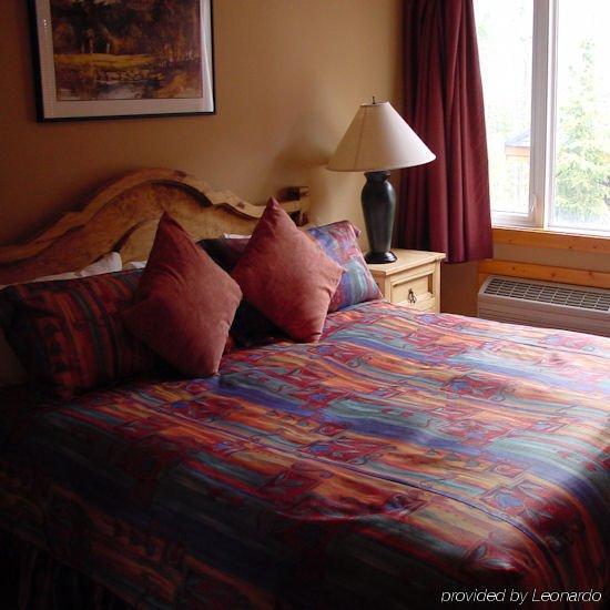Lizard Creek 4* Fernie