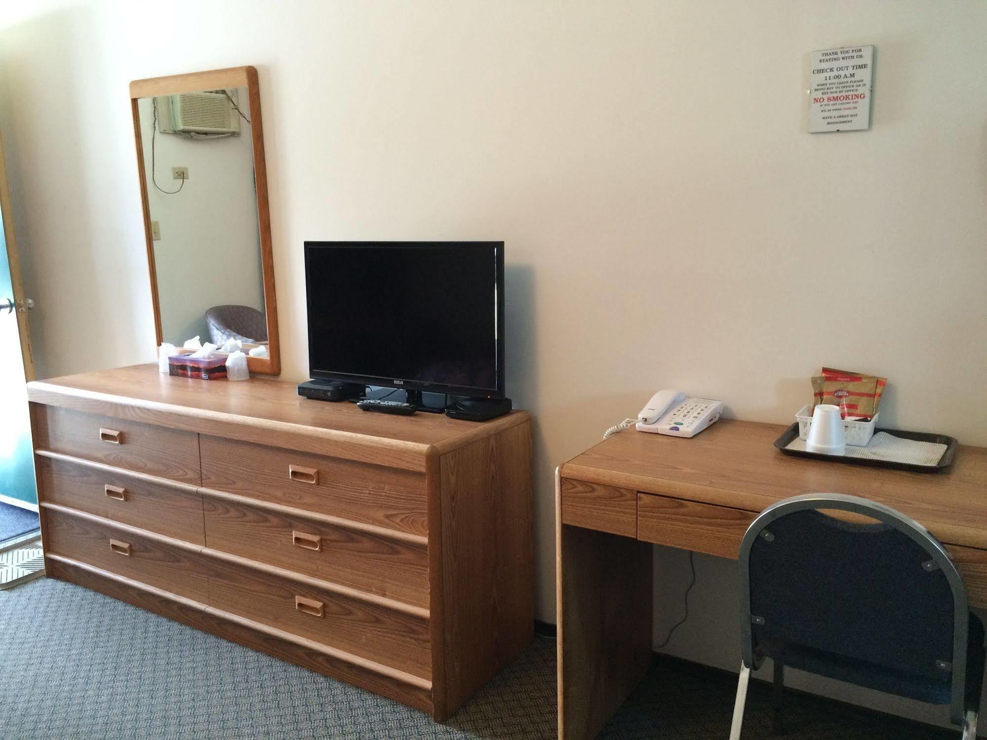 Hotel East Kootenay 2*