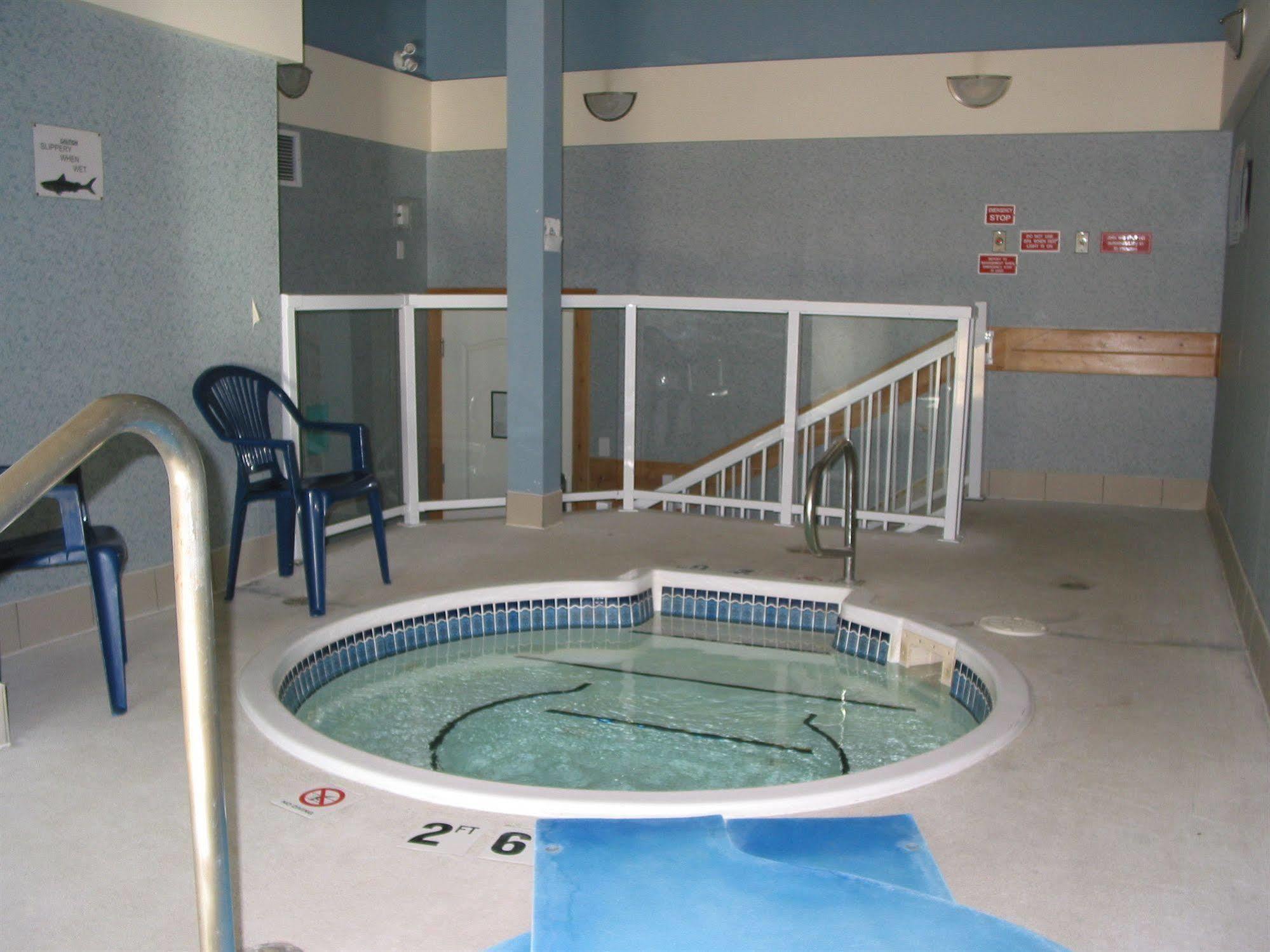 Hotel Cornerstone At Alpine 3*
